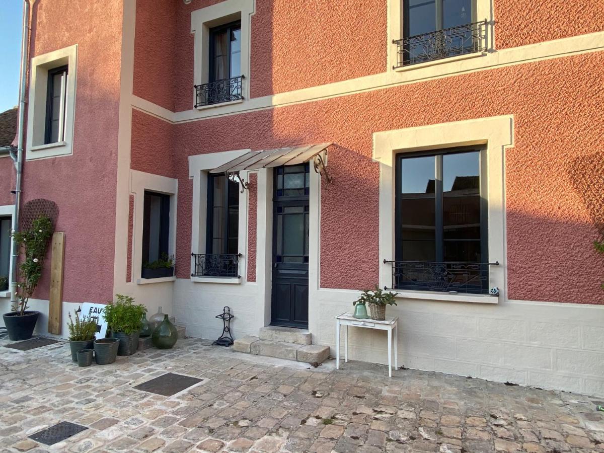 L'Escale Bellifontaine Hotel Ury Екстериор снимка