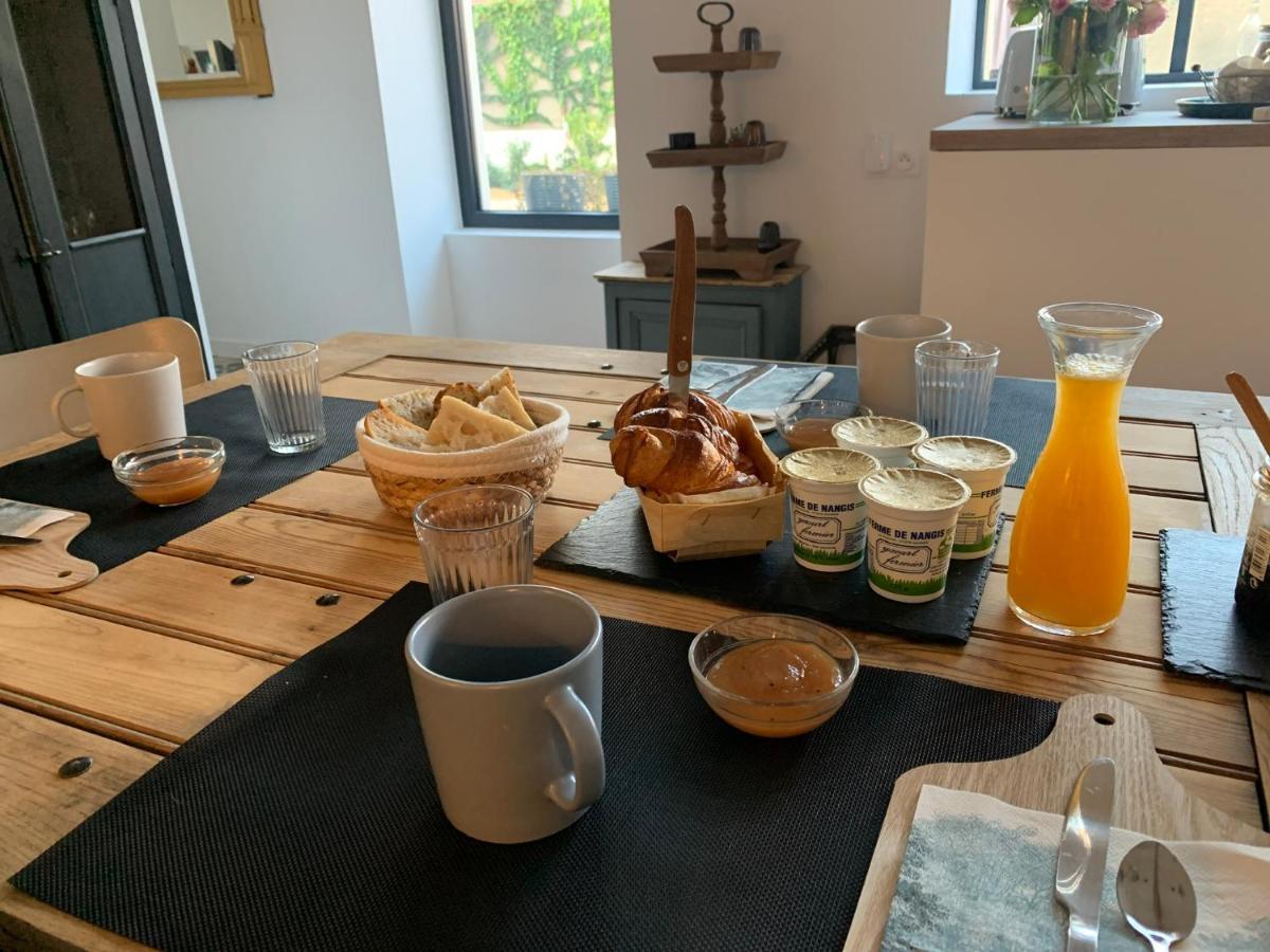 L'Escale Bellifontaine Hotel Ury Екстериор снимка